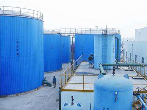 除鹽水箱防腐使用什么材料好(圖2) 除鹽水箱防腐聚脲施工案例