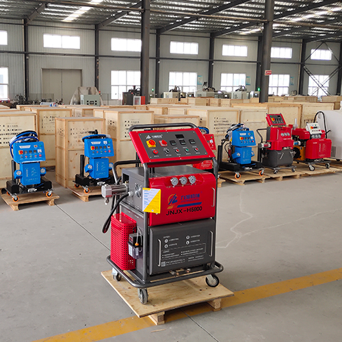 噴聚脲的機(jī)器叫什么(圖1) H5800噴聚脲的機(jī)器