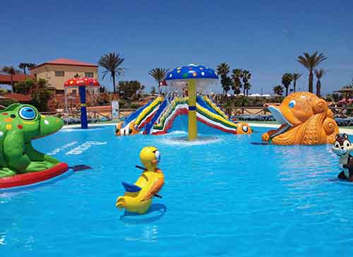 聚脲施工專用噴涂機(圖2) 水上樂園聚脲施工案例