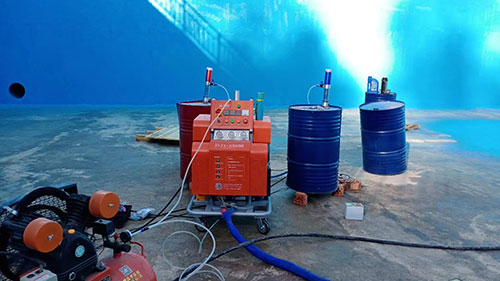 H5600專業(yè)聚脲噴涂設備