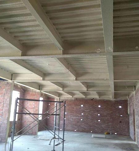 冷庫(kù)保溫聚氨酯噴涂機(jī)器(圖2) 冷庫(kù)保溫聚氨酯噴涂機(jī)器施工案例