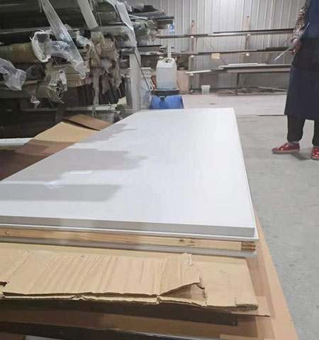 聚氨酯發(fā)泡防盜門(mén)(圖2) 聚氨酯發(fā)泡防盜門(mén)