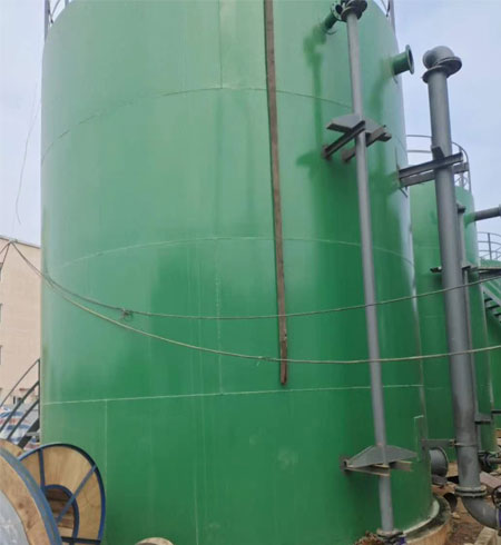 除鹽水箱聚脲涂料施工(圖1) 除鹽水箱聚脲涂料